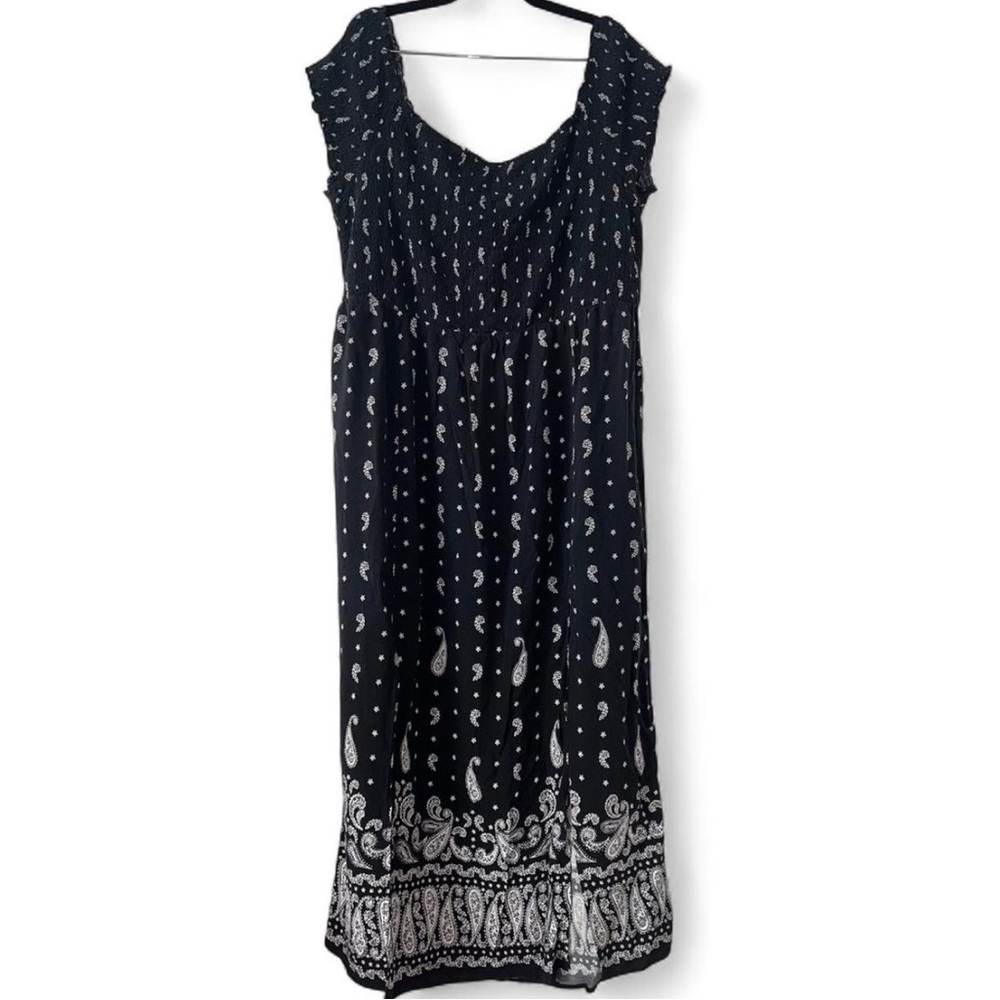 City Chic Plus Size US 24 Black & White Handkerchief Pattern Maxi Dress w/ slits